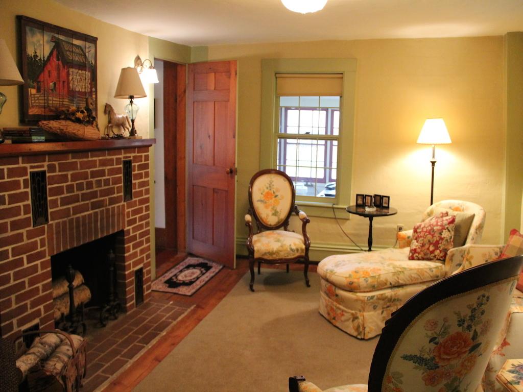 809 Blake Hill Road New Hampton, NH 03256 - Photo 17 of 31