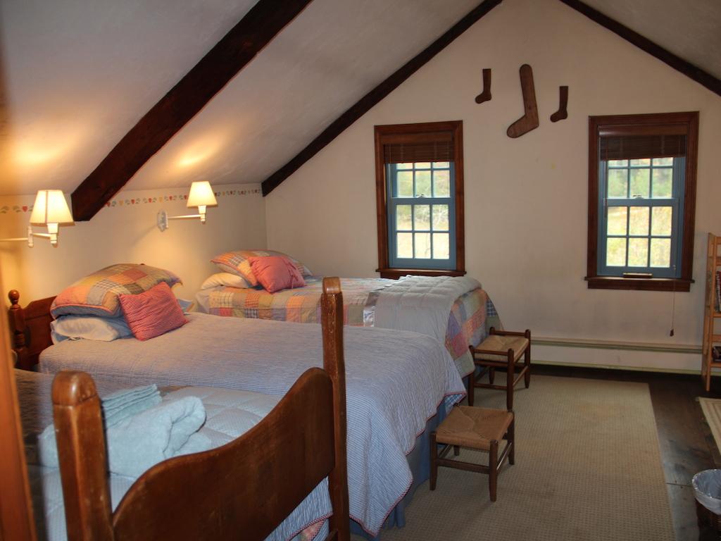 809 Blake Hill Road New Hampton, NH 03256 - Photo 25 of 31