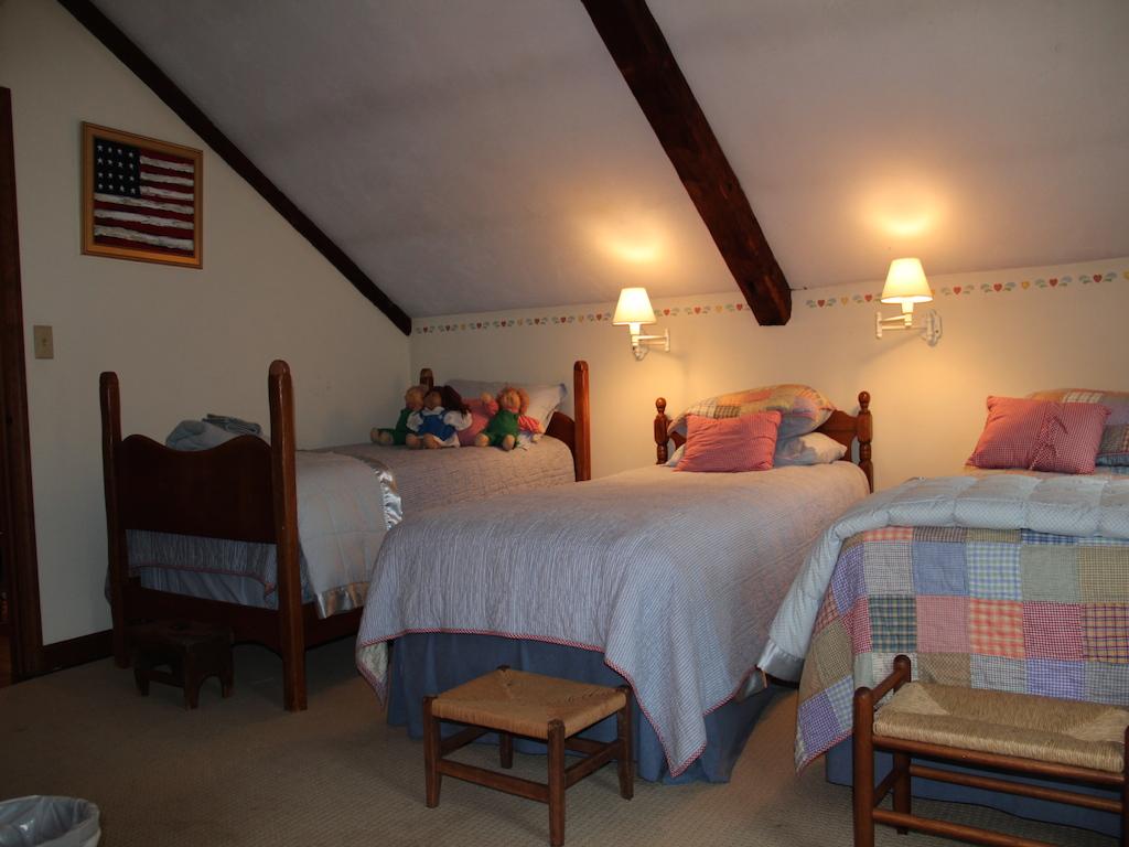 809 Blake Hill Road New Hampton, NH 03256 - Photo 26 of 31