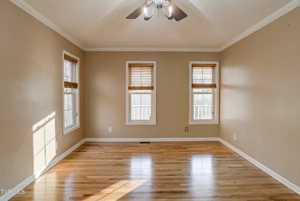 $489,900 | 144 Blue Bird Drive, Johnson City, TN 37601