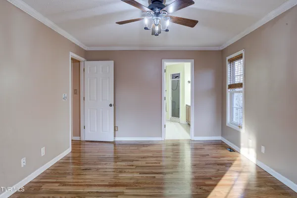 $489,900 | 144 Blue Bird Drive, Johnson City, TN 37601