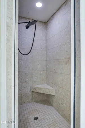 $489,900 | 144 Blue Bird Drive, Johnson City, TN 37601