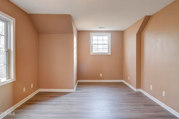 $489,900 | 144 Blue Bird Drive, Johnson City, TN 37601