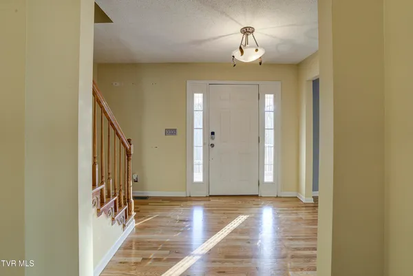 $489,900 | 144 Blue Bird Drive, Johnson City, TN 37601