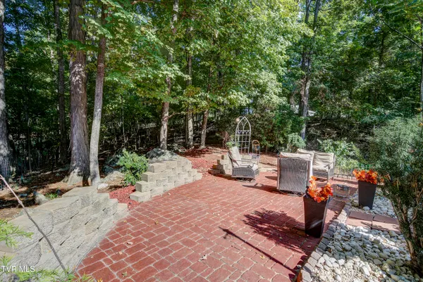 $489,900 | 144 Blue Bird Drive, Johnson City, TN 37601