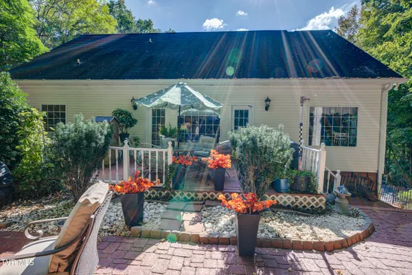 $489,900 | 144 Blue Bird Drive, Johnson City, TN 37601