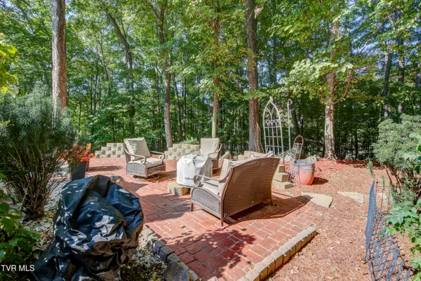 $489,900 | 144 Blue Bird Drive, Johnson City, TN 37601