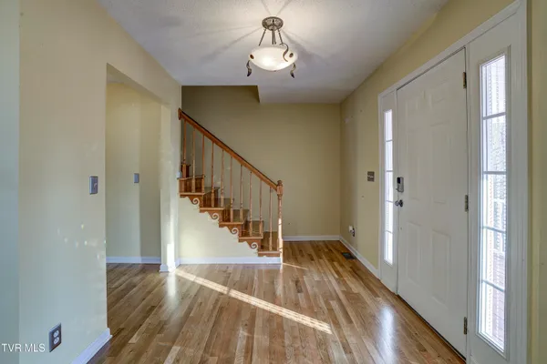 $489,900 | 144 Blue Bird Drive, Johnson City, TN 37601
