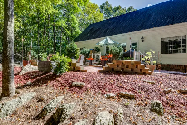 $489,900 | 144 Blue Bird Drive, Johnson City, TN 37601