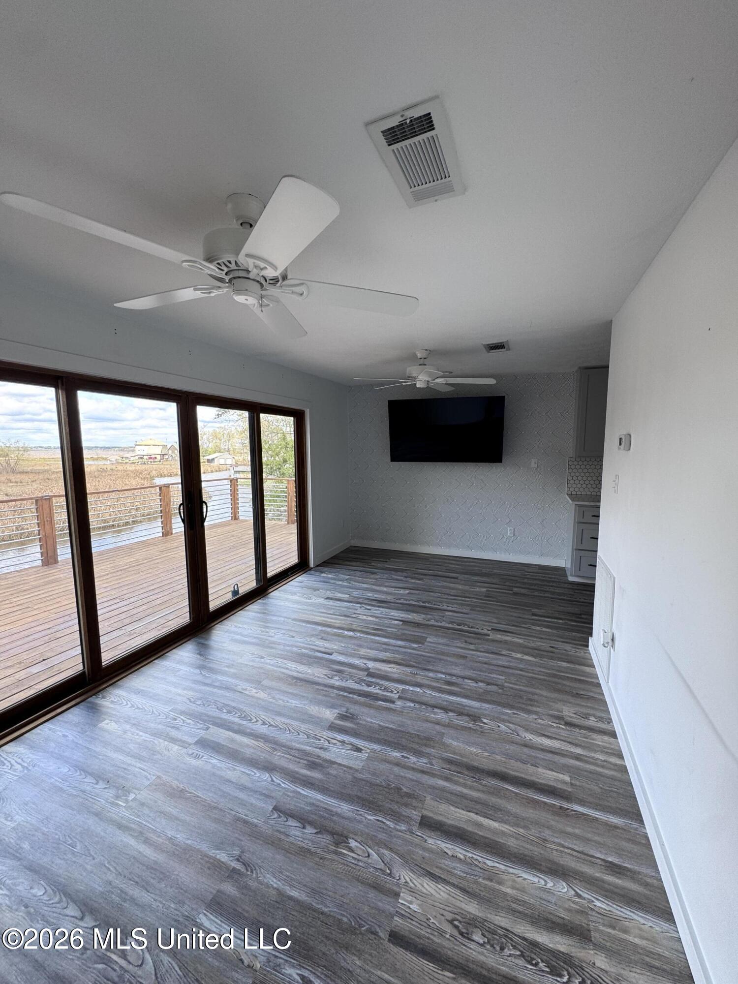 353 Lake Harbor Road Brandon, MS 39047 - Photo 5 of 18 IMG_6326