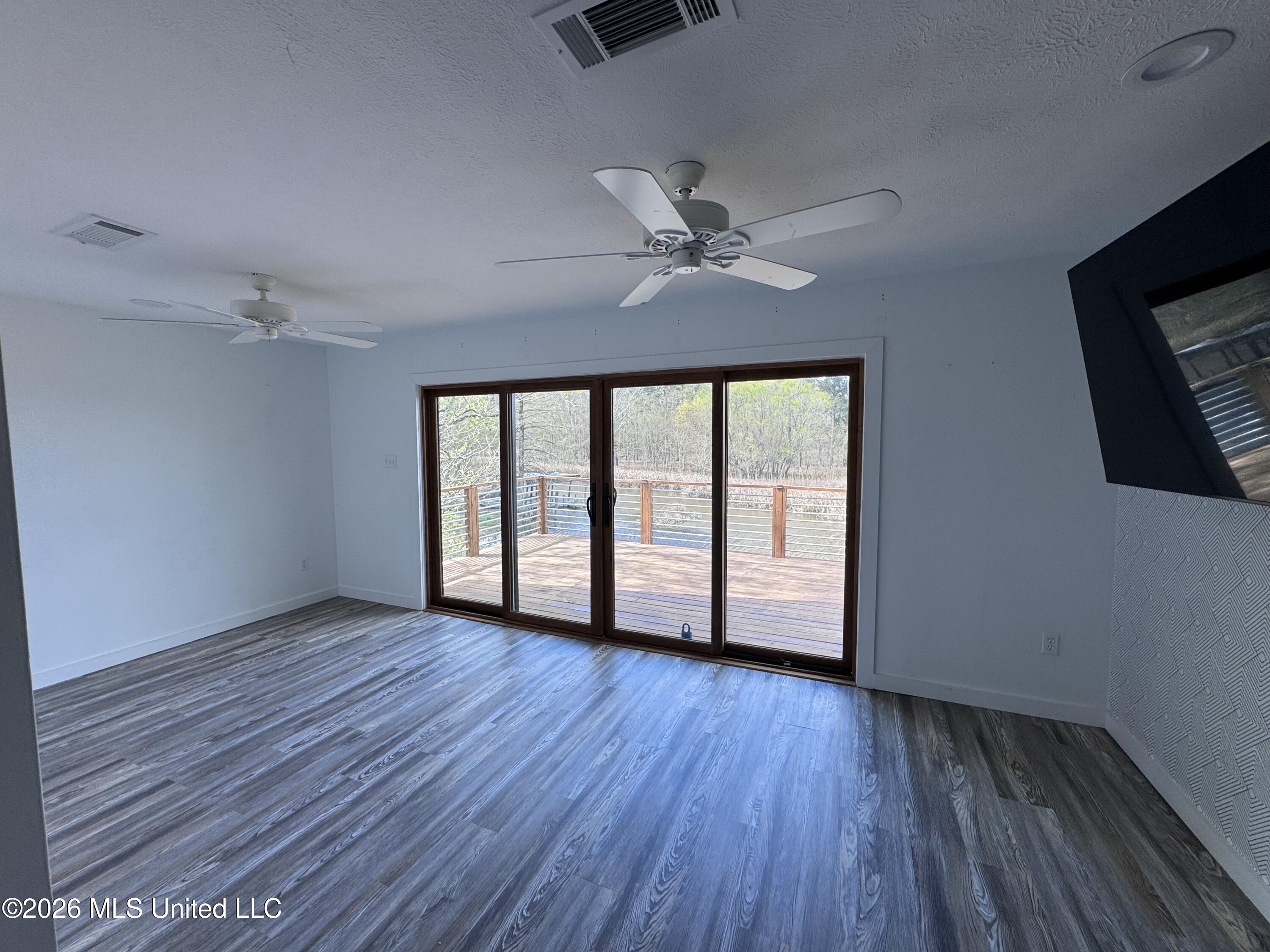 353 Lake Harbor Road Brandon, MS 39047 - Photo 6 of 18 IMG_6325