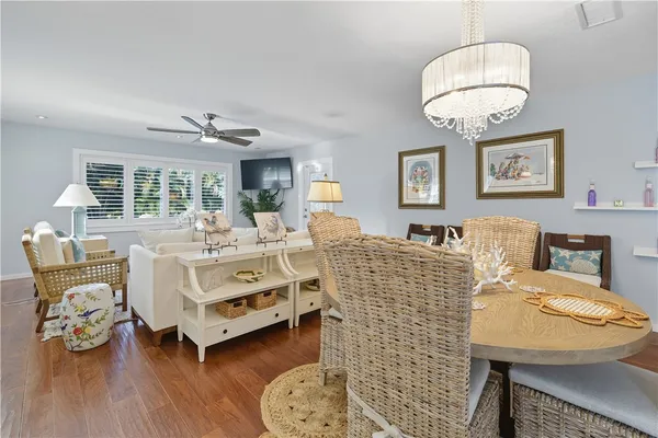 $3,500 | 676 Royal Palm Place, Vero Beach, FL 32960