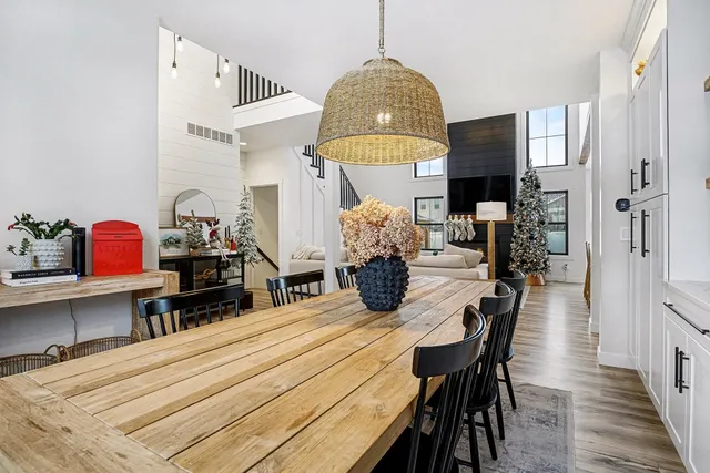 $664,000 | 1602 Cobble Hills Drive, Osceola, IN 46561