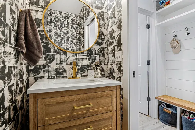 $664,000 | 1602 Cobble Hills Drive, Osceola, IN 46561