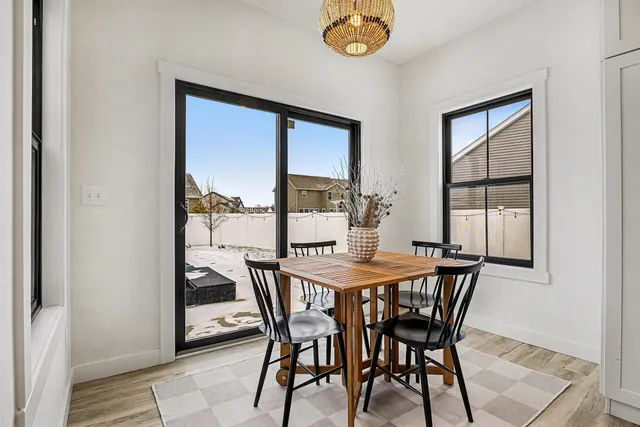 $664,000 | 1602 Cobble Hills Drive, Osceola, IN 46561