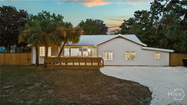$1,095,000 | 1402 6th Avenue, Tybee Island, GA 31328