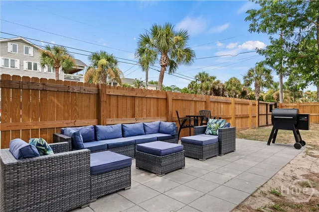 $1,095,000 | 1402 6th Avenue, Tybee Island, GA 31328