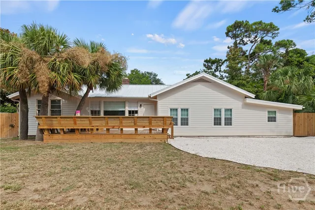 $1,095,000 | 1402 6th Avenue, Tybee Island, GA 31328