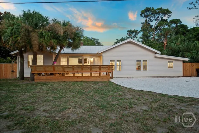 $1,095,000 | 1402 6th Avenue, Tybee Island, GA 31328