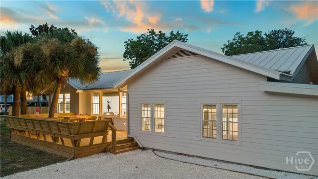 $1,095,000 | 1402 6th Avenue, Tybee Island, GA 31328