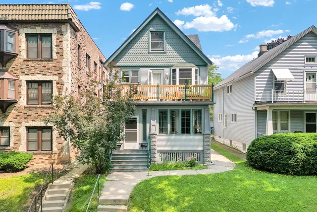 $374,900 | 3354 North Cambridge Avenue, Milwaukee, WI 53211