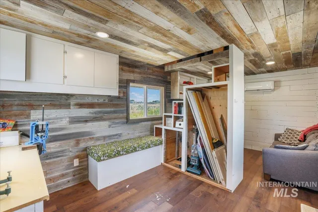 $650,000 | 4076 North 3446 East, Kimberly, ID 83341