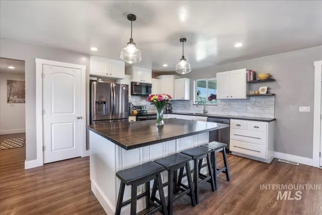 $650,000 | 4076 North 3446 East, Kimberly, ID 83341