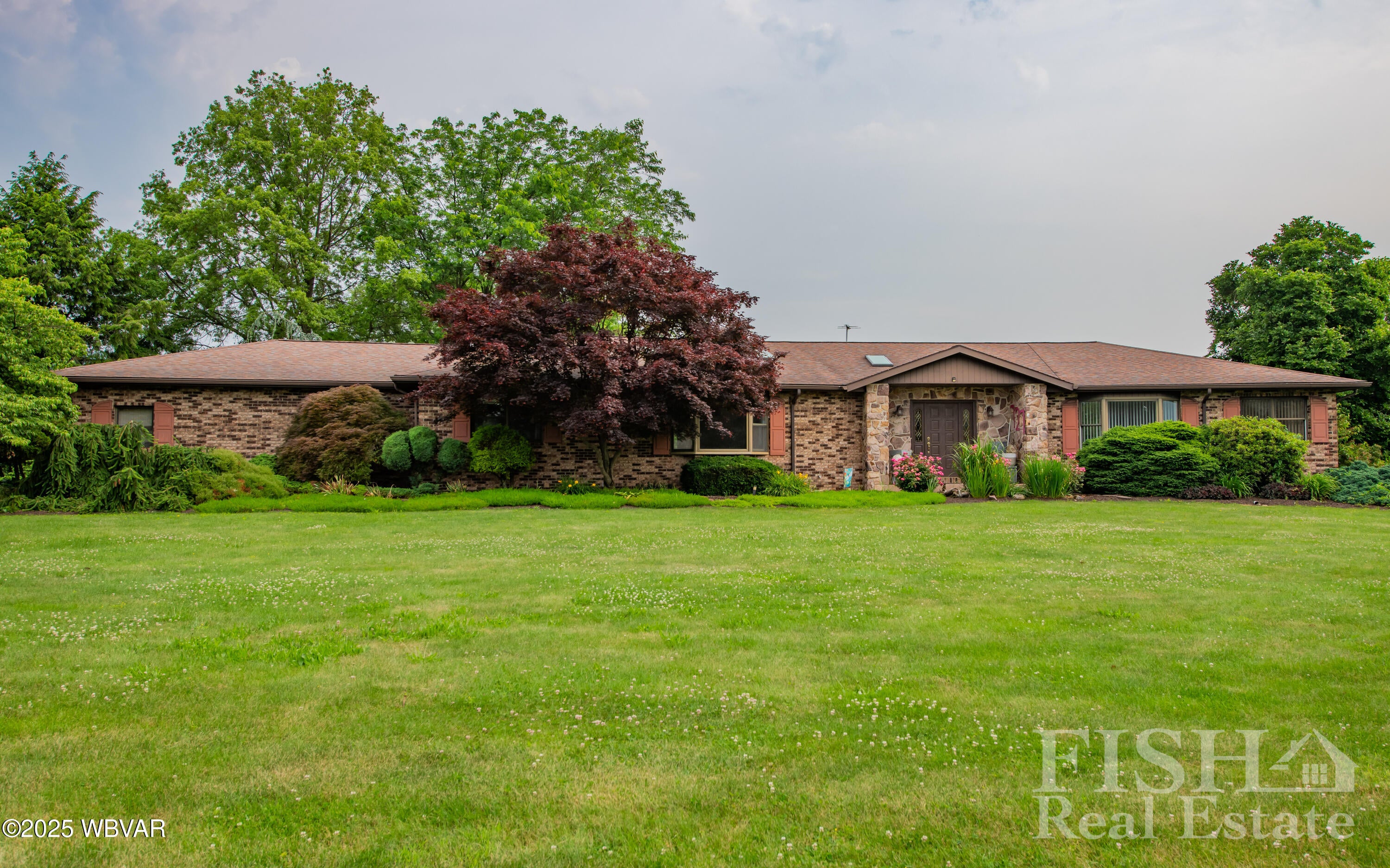 727 Ridge Road Mill Hall, PA 17751 - Photo 2 of 43 DSC_0349