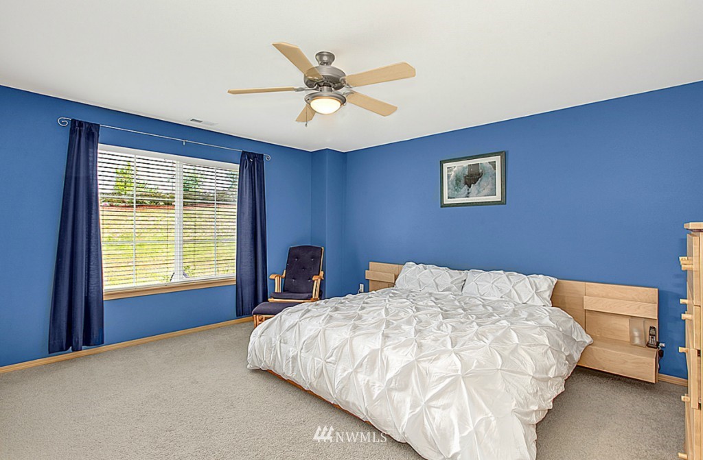 249 Edmonds Place Northeast Renton, WA 98056 - Photo 11 of 20 Gallery Image 11
