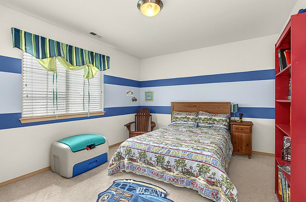 249 Edmonds Place Northeast Renton, WA 98056 - Photo 16 of 20 Gallery Image 16