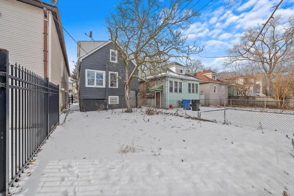 $72,500 | 8545 South Saginaw Avenue, Chicago, IL 60617