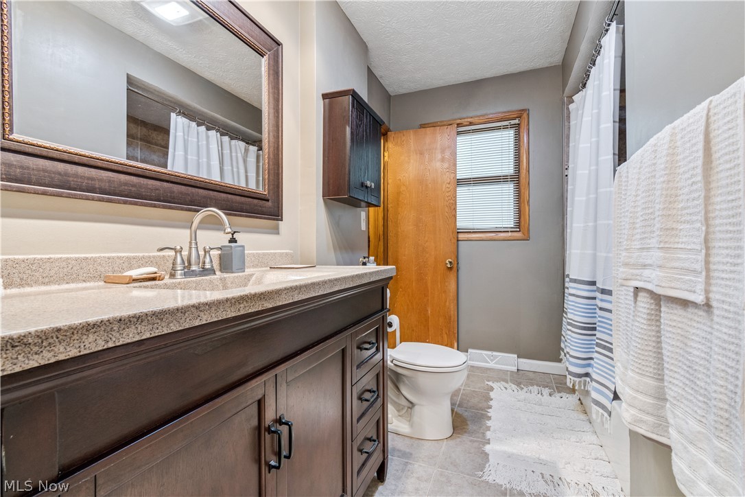 4693 Mars Road Uniontown, OH 44685 - Photo 14 of 28 Gallery Image 14
