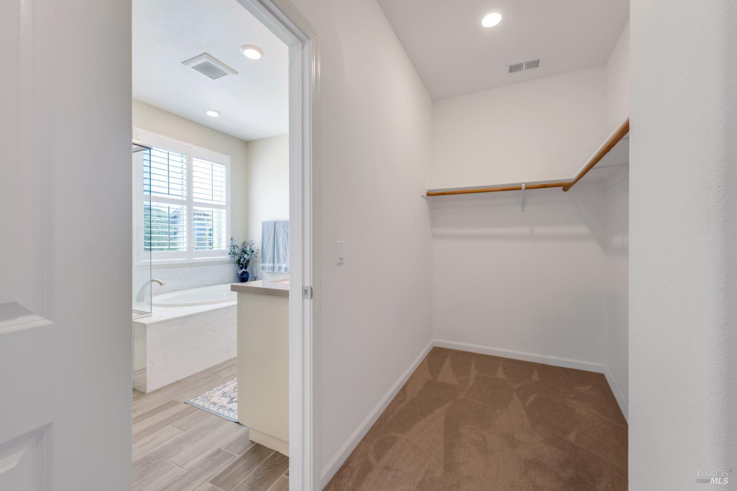1653 Wildflower Way Rohnert Park, CA 94928 - Photo 35 of 43 Gallery Image 35