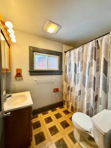 $165,000 | 706 East 4th Street, Winona, MN 55987