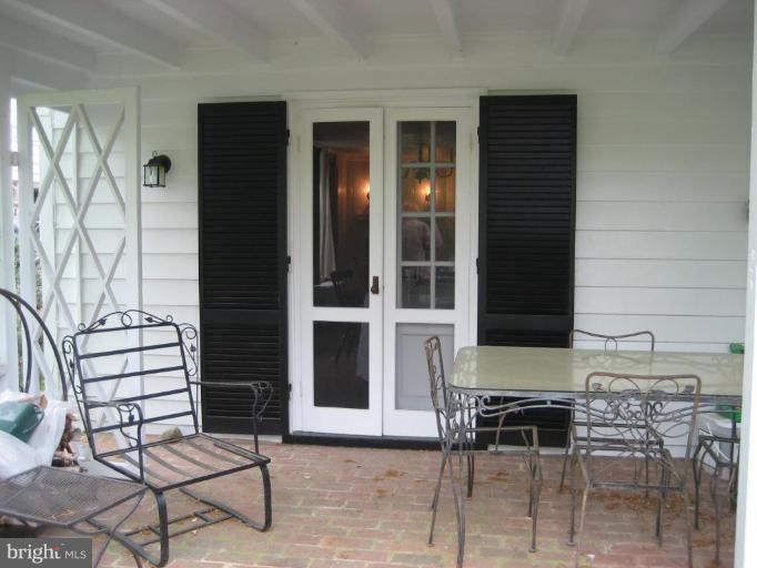 2533 Pickwick Road Baltimore, MD 21207 - Photo 9 of 12 Patio 2