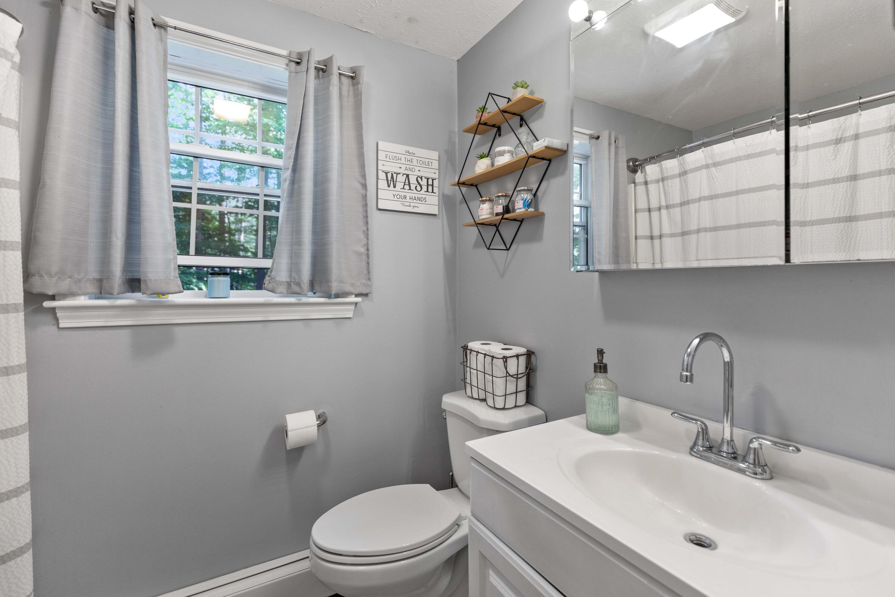 222 Old Portland Road North Waterboro, ME 04061 - Photo 18 of 49 Bath 1st