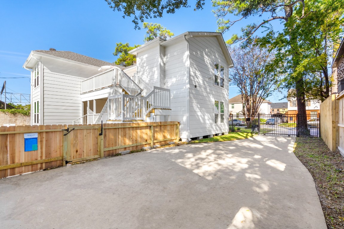 3236 Binz Street Houston, TX 77004 - Photo 47 of 50