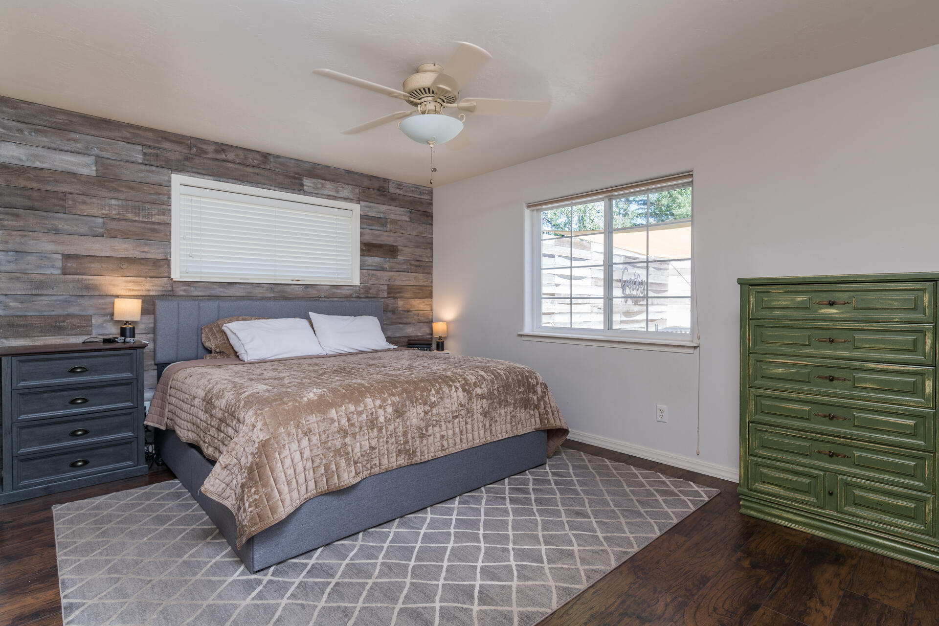 201 9th Street Bellevue, ID 83313 - Photo 9 of 21 Primary Bedroom