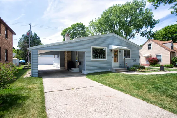 $324,900 | 2419 South 81st Street, West Allis, WI 53219