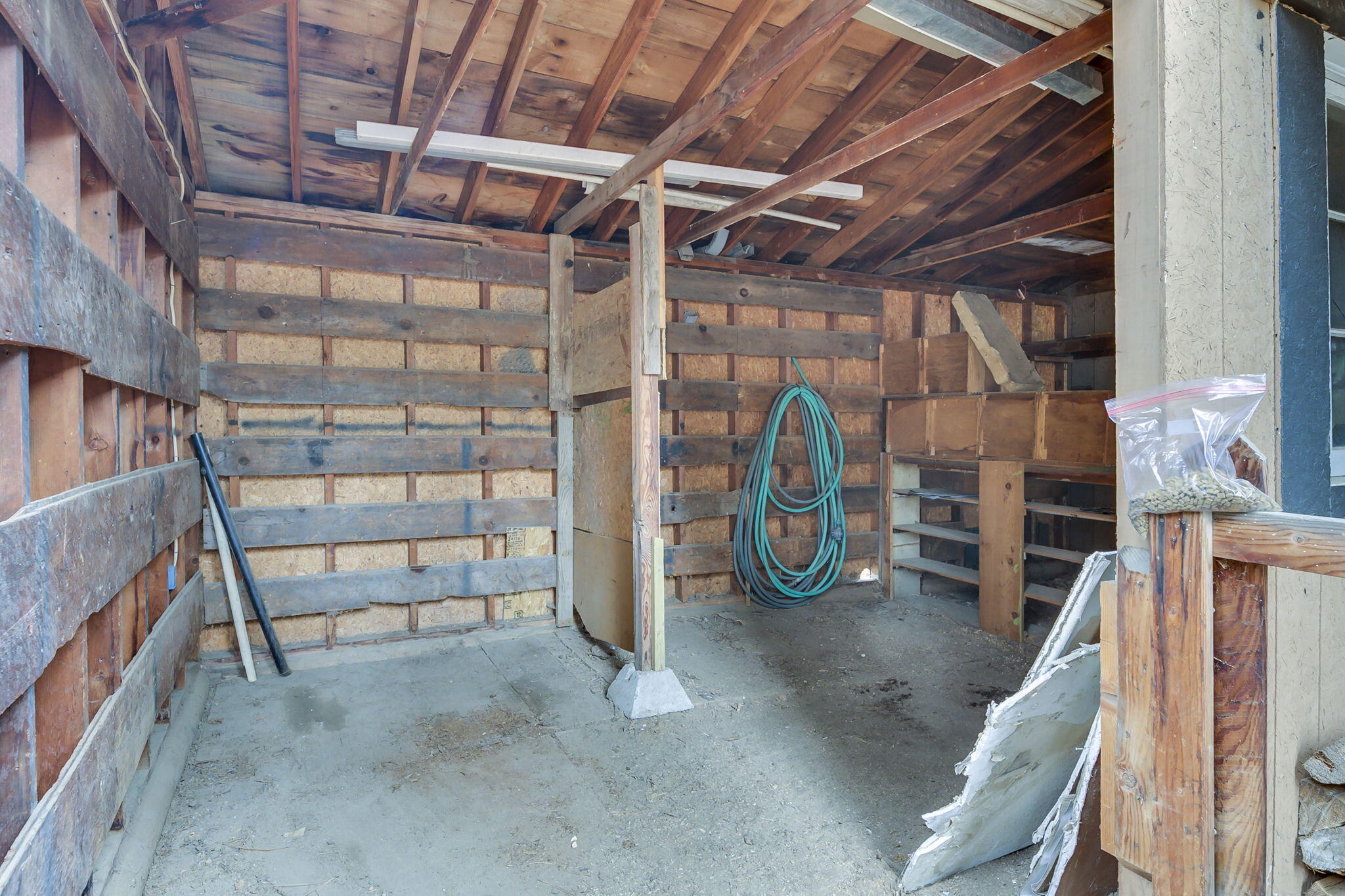 19127 Kiowa Road Bend, OR 97702 - Photo 20 of 29 Storage or Animal Shelter