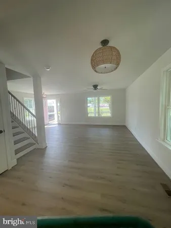 $2,395 | 512 Livingstone Street, Colonial Beach, VA 22443