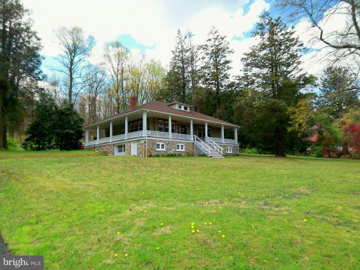 124 Icedale Road Honey Brook, PA 19344 - Photo 3 of 25 Front Yard