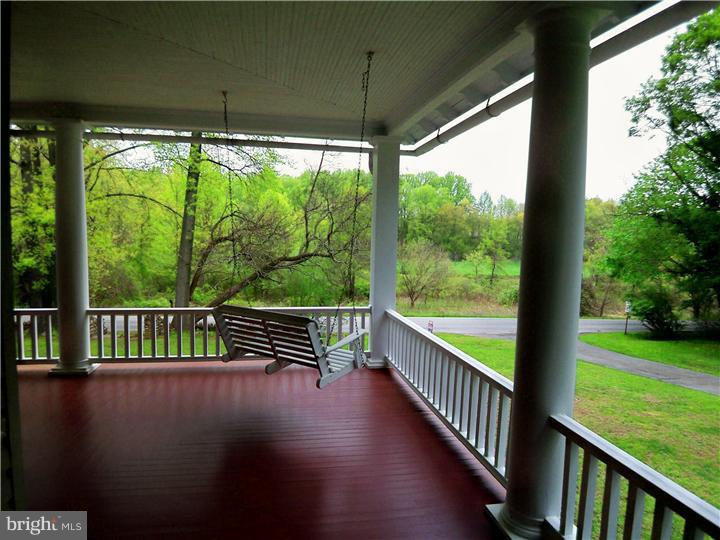 124 Icedale Road Honey Brook, PA 19344 - Photo 5 of 25 Porch