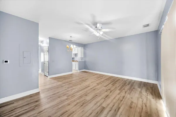 $1,800 | 15284 Highway 331 Business, Unit 7B, Freeport, FL 32439