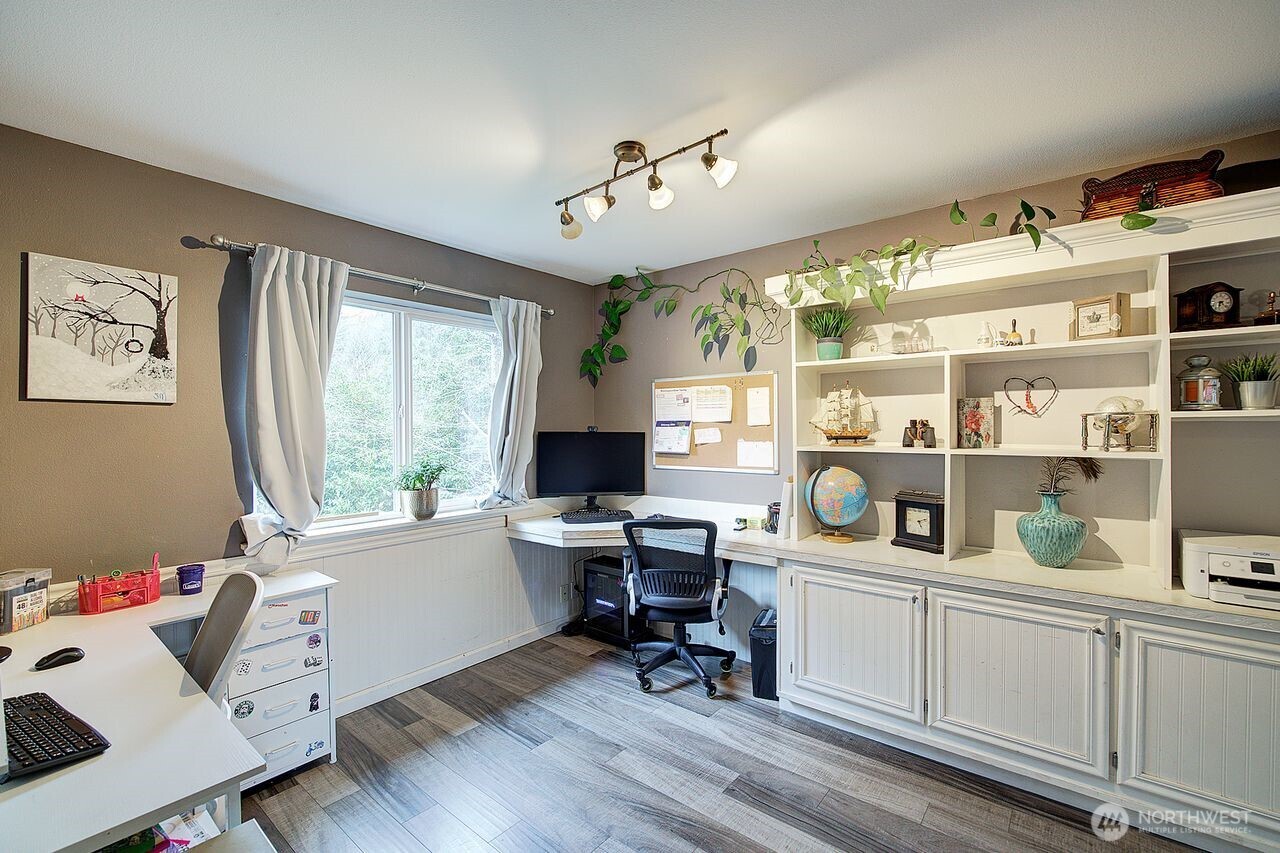 44212 Fir Road Gold Bar, WA 98251 - Photo 17 of 34 a view of a workspace with furniture and a window