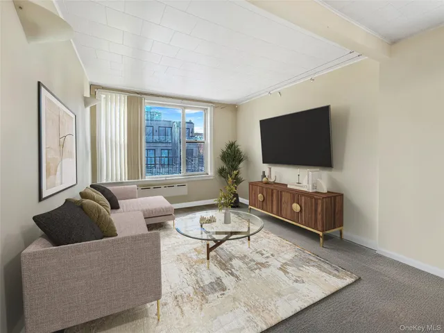 $1,549,000 | 19-13 21st Road | Astoria