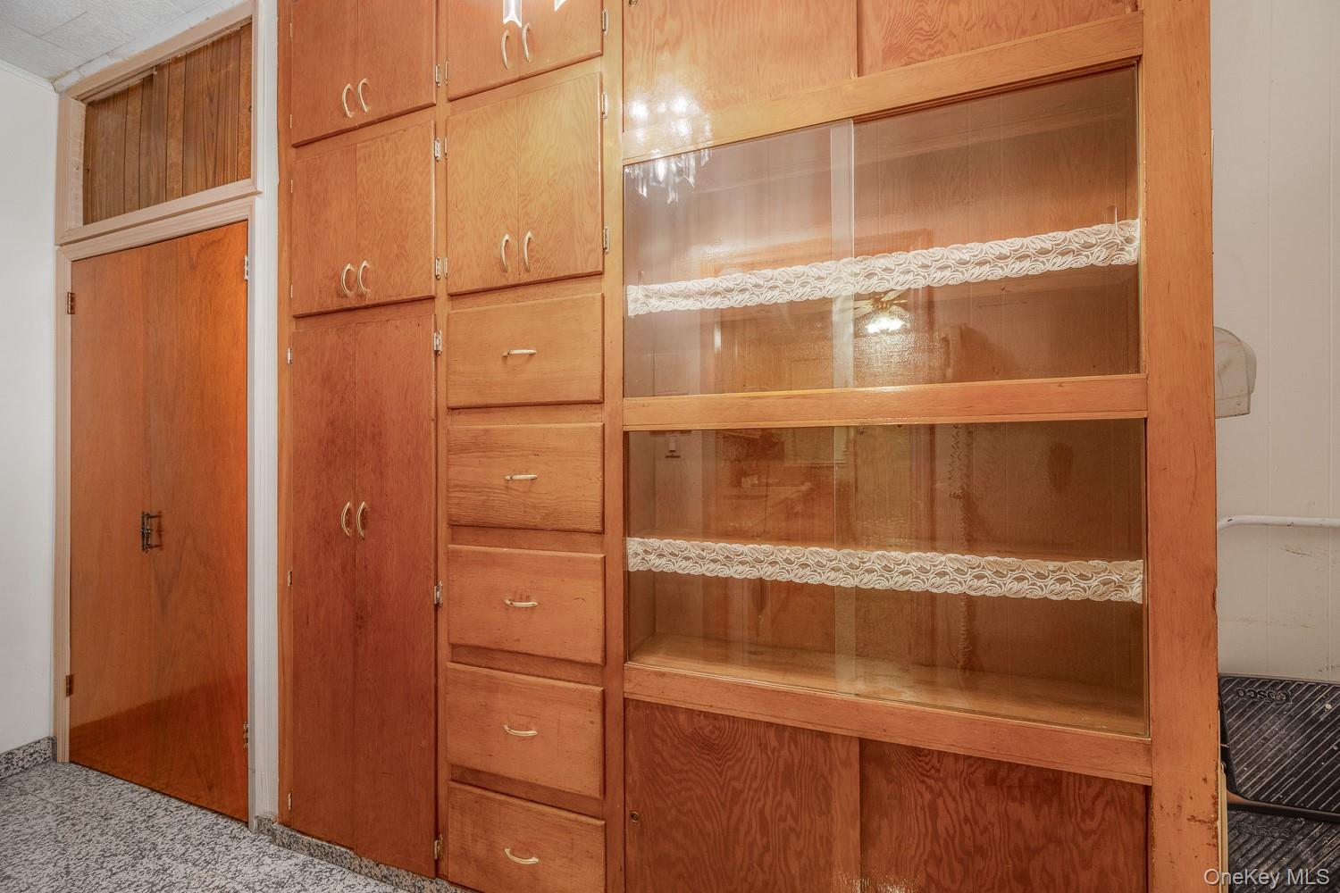 19-13 21st Road Queens, NY 11105 - Photo 8 of 23