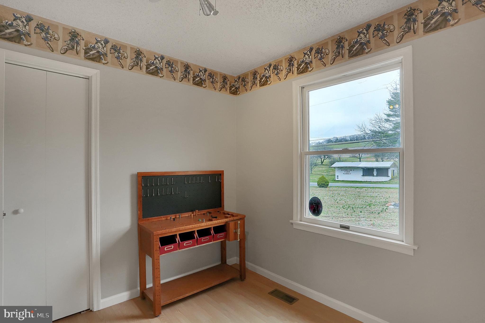 1097 Powells Valley Road Halifax, PA 17032 - Photo 18 of 32