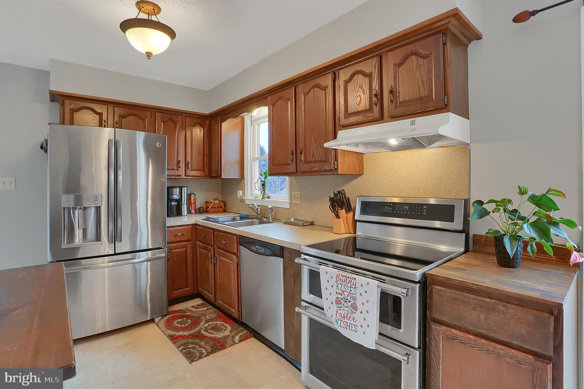 1097 Powells Valley Road Halifax, PA 17032 - Photo 4 of 32