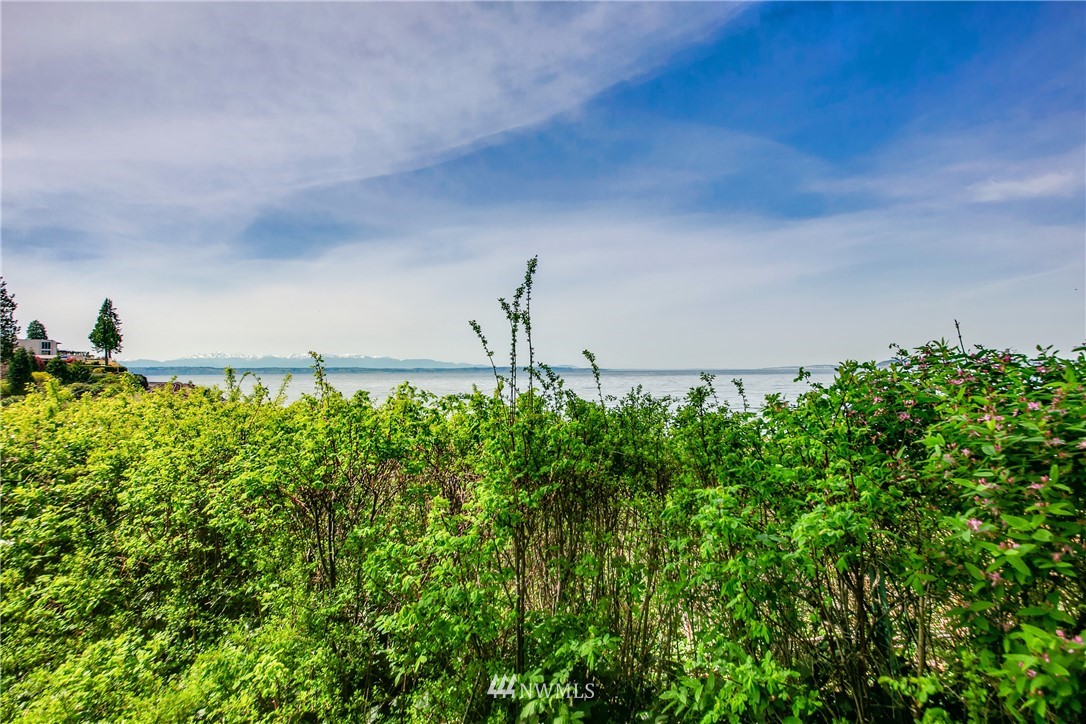 8229 Talbot Road Edmonds, WA 98026 - Photo 22 of 24